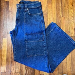 Banana Republic Outlet • mid rise cargo• denim